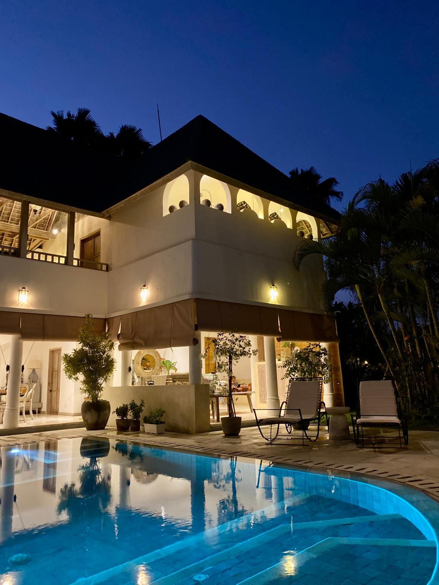 Unique 3Br Villa With Pool 5 Minute Walk To The Pererenan Beach Canggu  Exterior photo